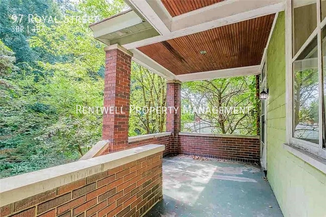 Building Photo - 97 Royal St