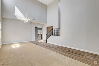 Building Photo - 2411 Winter Cliffs St