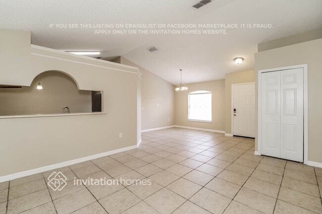 Building Photo - 6410 Golfview Ave