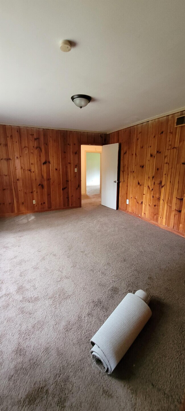 Foto del edificio - 4013 Meadowlane Dr