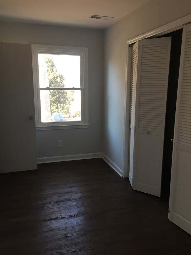 dormitorio 3 - 3509 Sargeant Dr