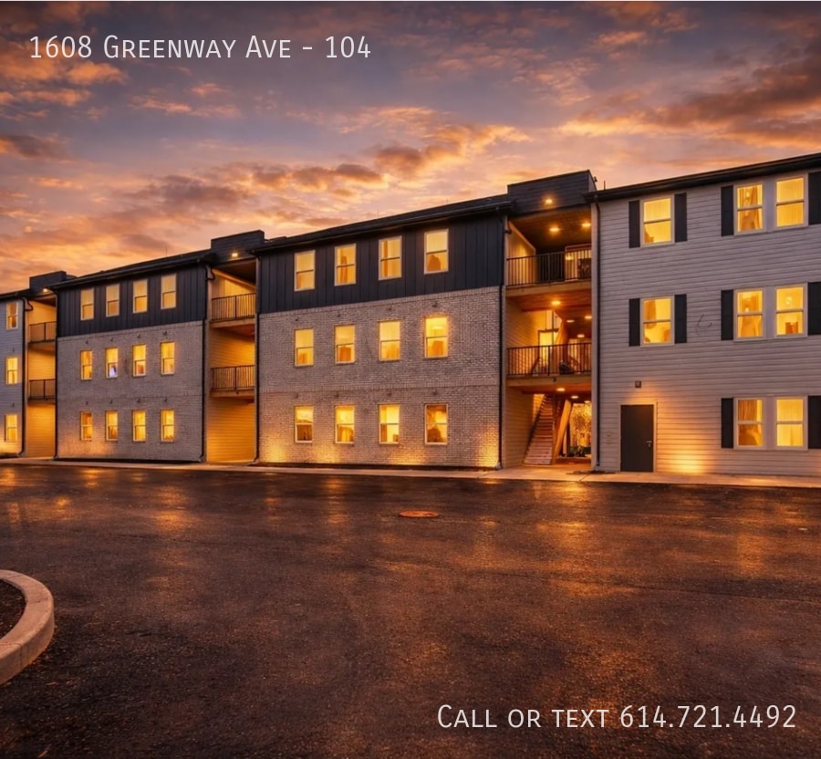Building Photo - 1608 Greenway Ave