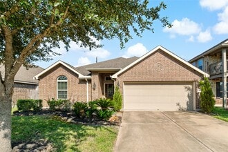 Building Photo - 4927 Applewood Crest Ln