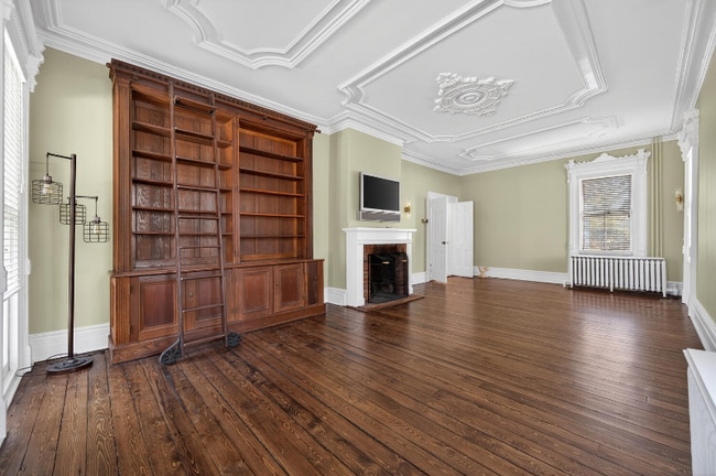 Foto del edificio - 333 Park Ave