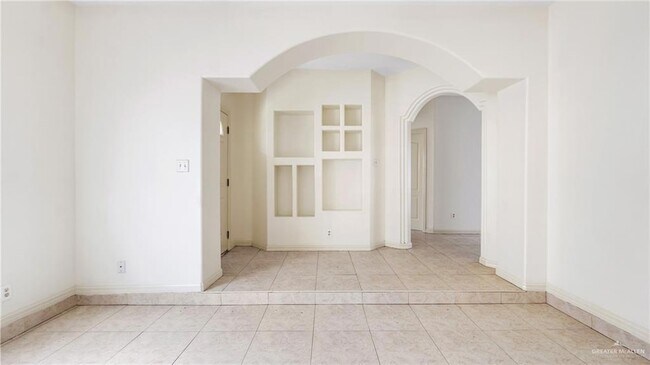 Foto del edificio - 2013 Agua Fina Ave