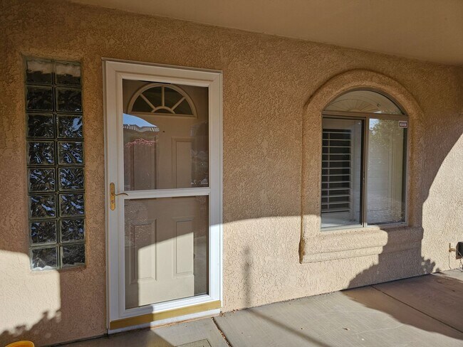 Foto del edificio - Unfurnished Long Term RV Garage