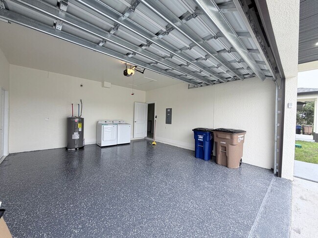 Foto del edificio - 4545-4547 28th St SW