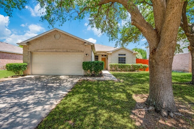 Building Photo - 7909 Country Home Dr