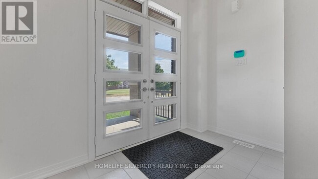 Building Photo - 266 Pottruff Rd