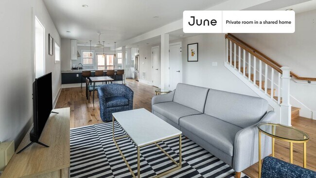 Building Photo - Private bedroom in 4 bed/3.5 bath Home