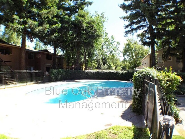 Building Photo - 1114 Nord Ave