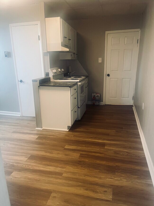 Kitchen - 38 S Main St