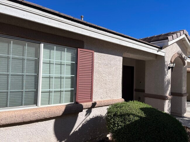 Building Photo - 10372 Melon Cactus St