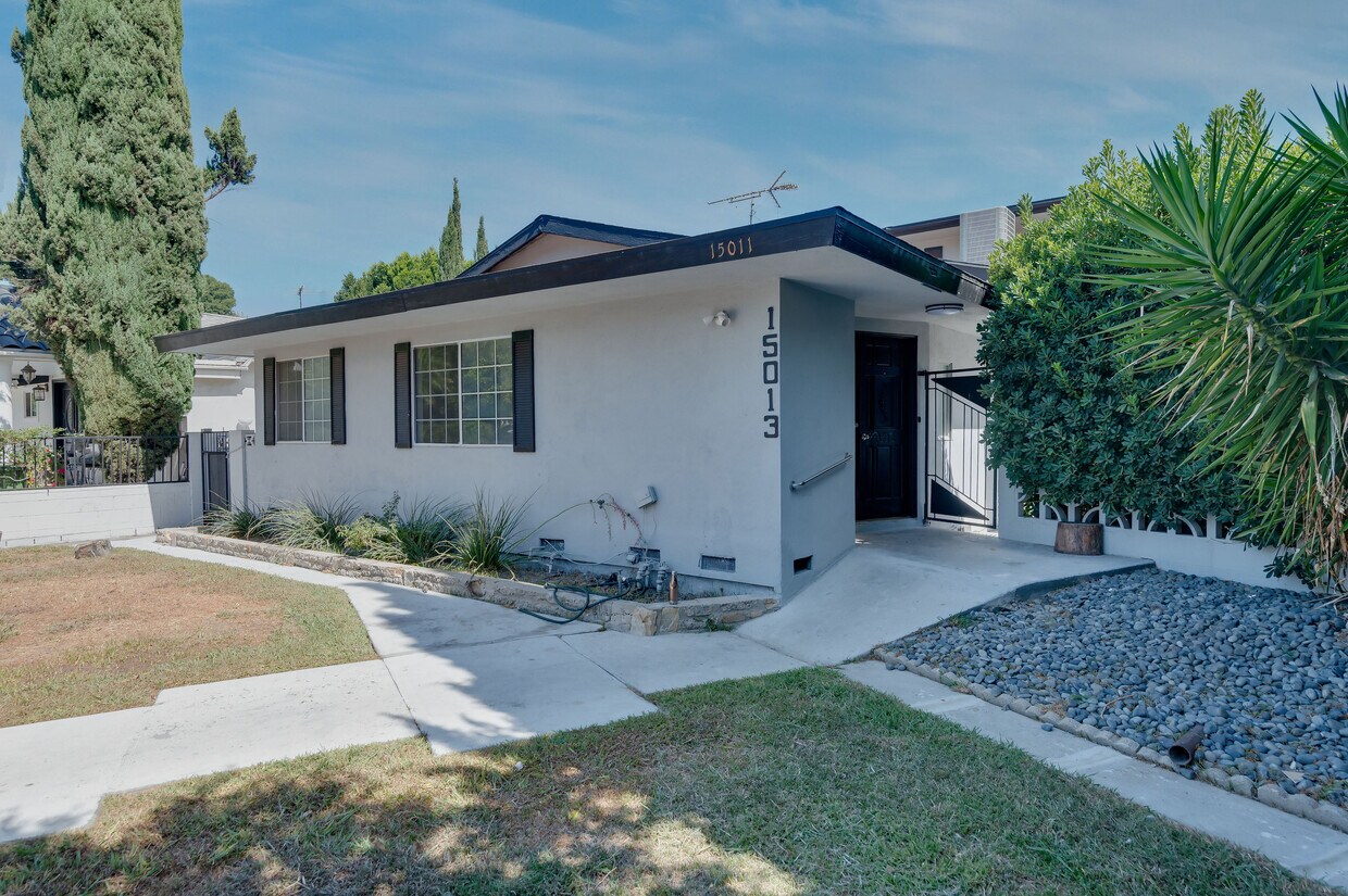 Foto principal - 15013 Hartsook St