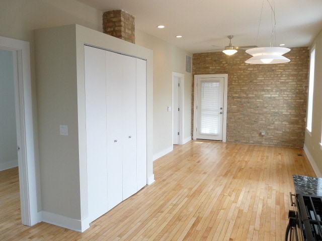 Building Photo - 1423 N Cleaver St