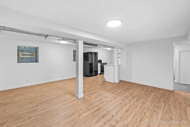 Building Photo - 1841 N Whipple St