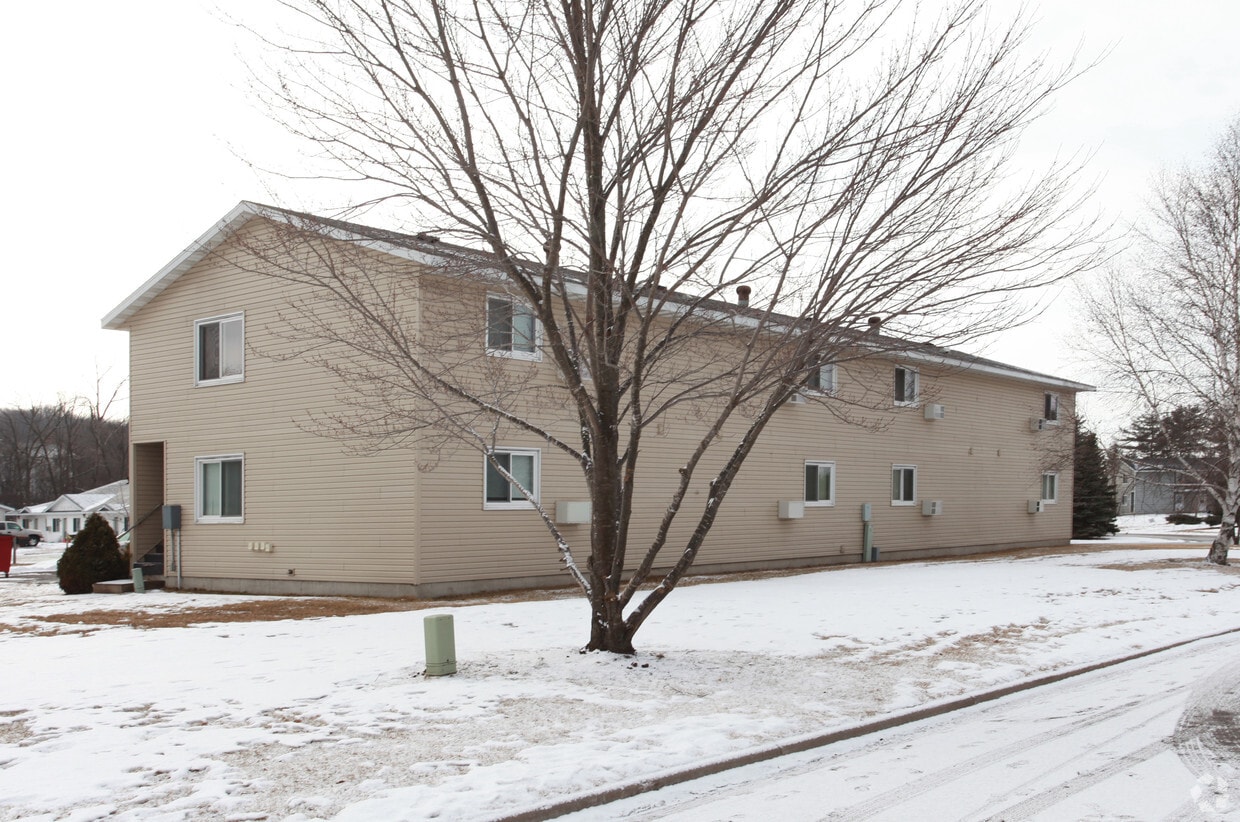 Building Photo - 615 Terrill Rd