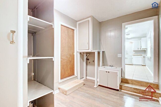 Foto del edificio - 4225 SE Elmhurst Ln