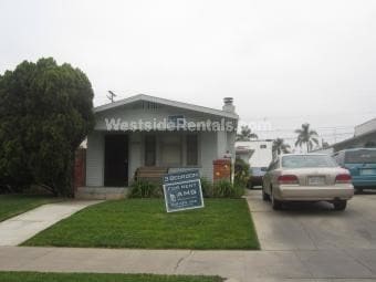 Primary Photo - 4216 Chamoune Ave