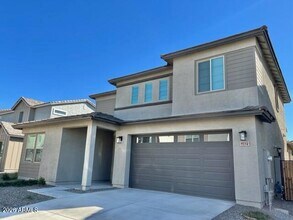 Building Photo - 9233 E Smith Ave