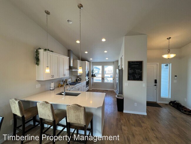 Building Photo - 11174 Tranquil Water Dr