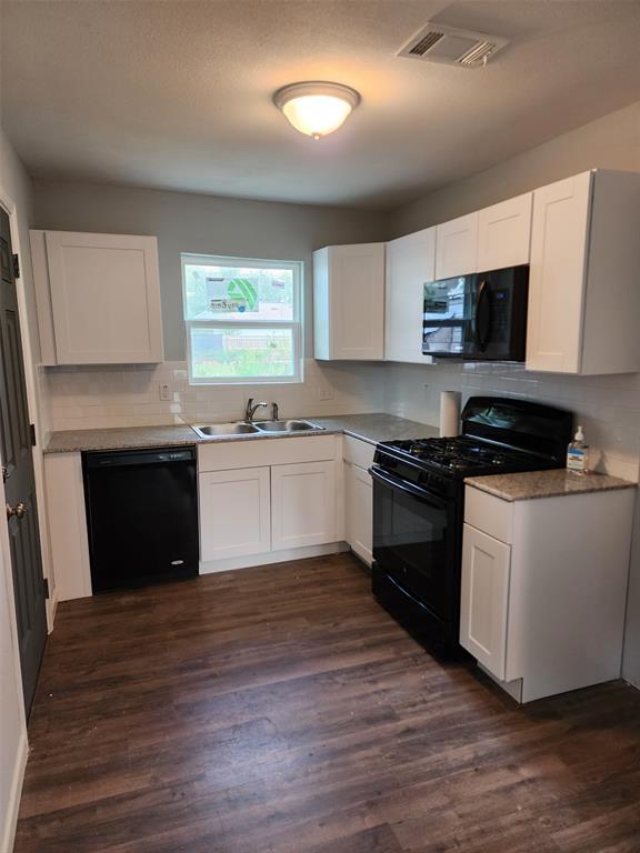 Foto del edificio - 1533 Park Ln