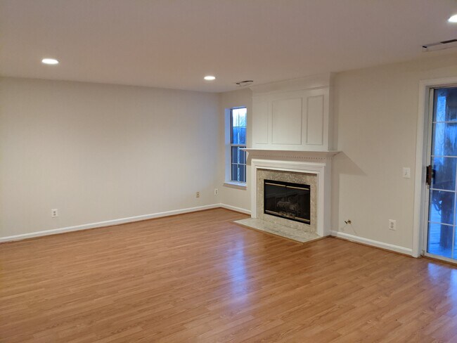 Photo - 11817 Limoux Pl House