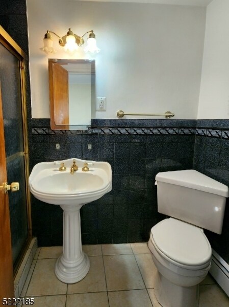 Foto del edificio - 487 W 6th Ave