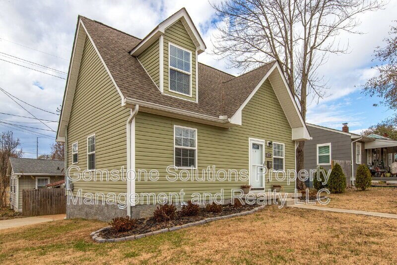 Foto principal - 1220 Berry St