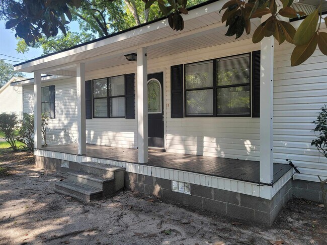 Building Photo - 1109 Exley Dr