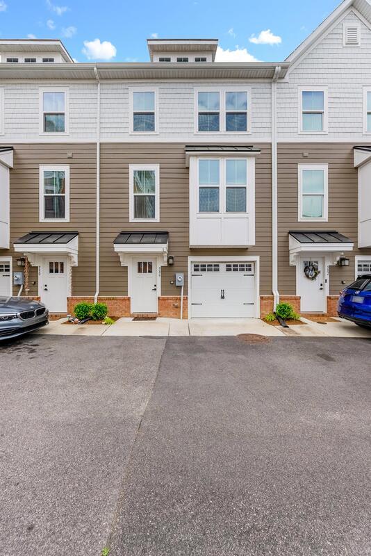 Foto del edificio - 586 Westport Street