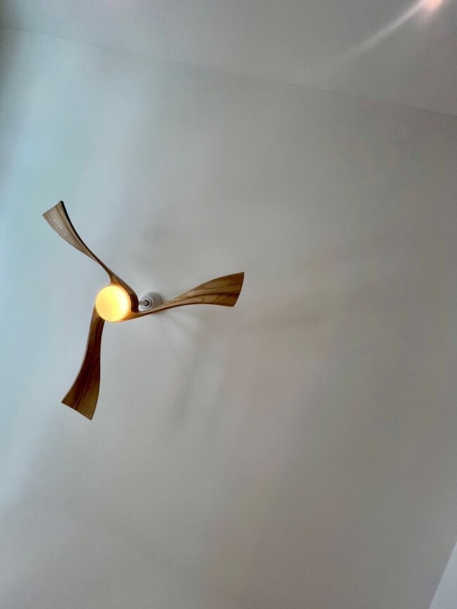 Building Photo - 4231 S Champlain Ave