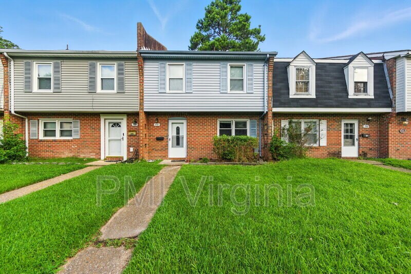 Primary Photo - 731 Stanwix Square