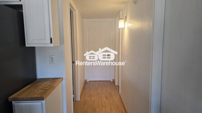 Building Photo - 2693 W Calle De Dalias