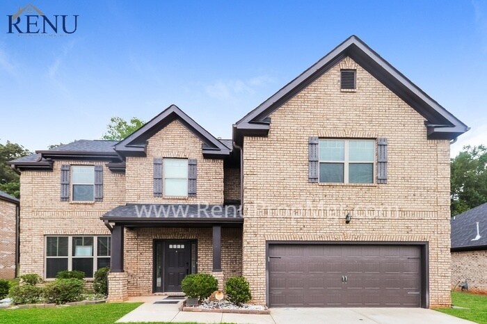 Foto principal - Now Available 4 Bedroom! 3 Bath!