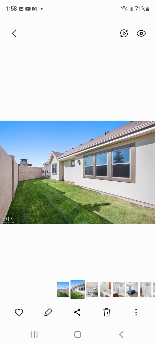 Foto del edificio - 2352 W Portal Hl Rd