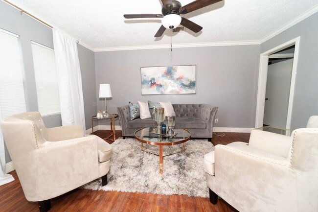 Foto del edificio - 1502 Acacia Dr