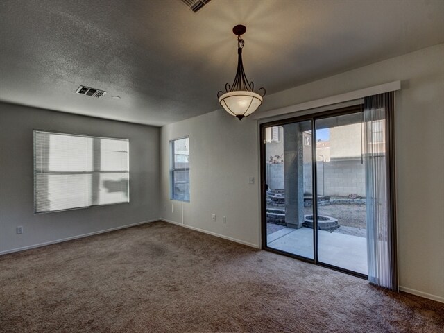 Foto del edificio - 9680 N 82nd Ln