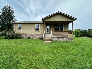 Building Photo - 135 Price Rd