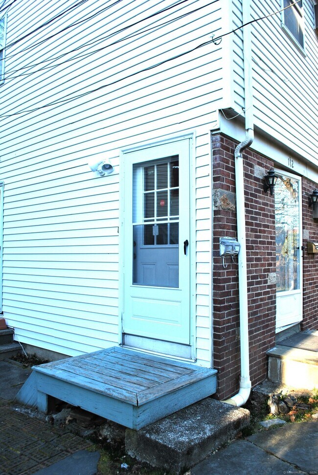 Building Photo - 112 Rock Spring Rd