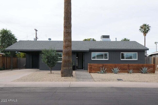 Building Photo - 508 N 74th St