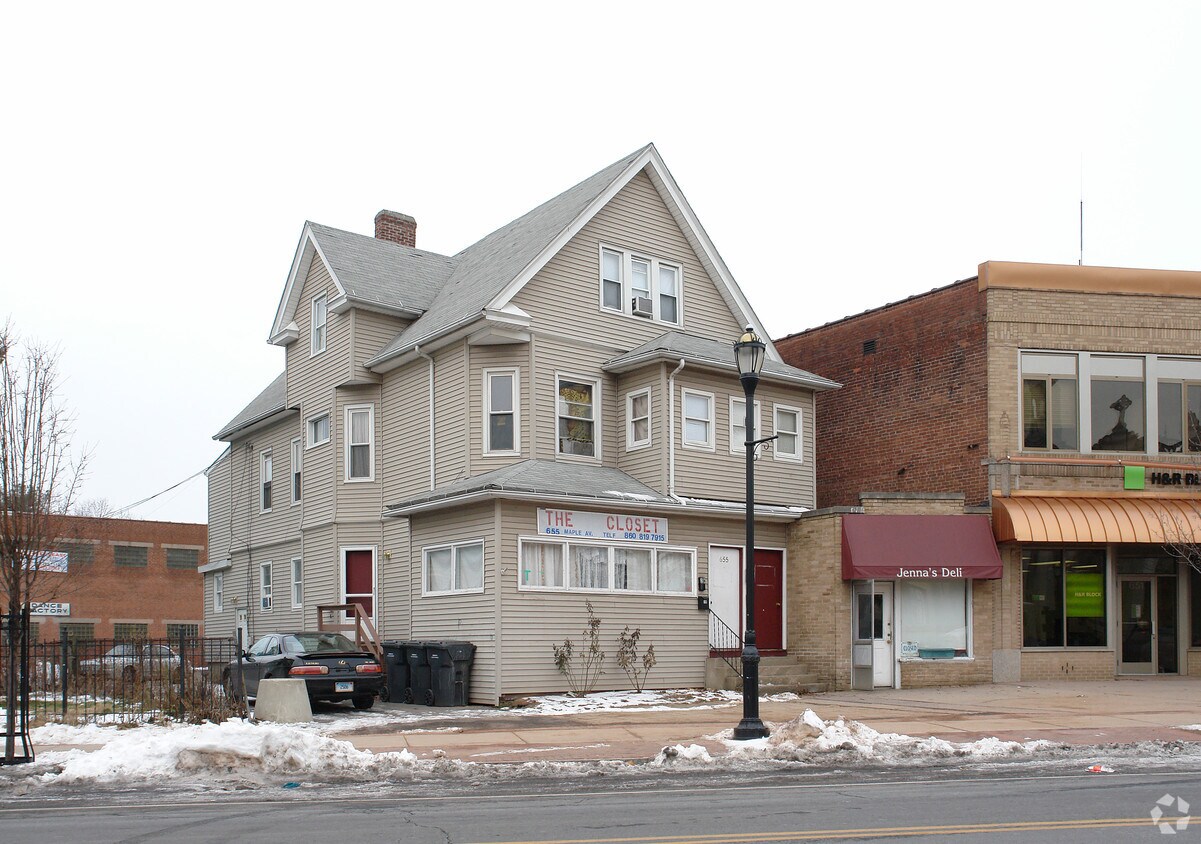 Foto del edificio - 653-655 Maple Ave