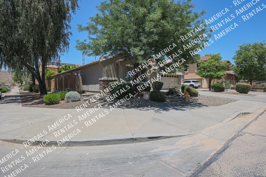 Primary Photo - 2508 E Bear Creek Ln