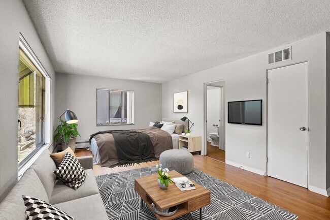 Foto del edificio - Skylark Apartments