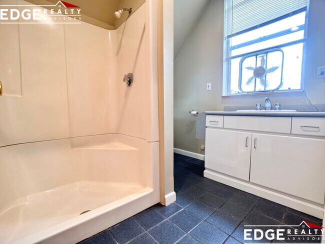 Foto del edificio - 555 Washington St