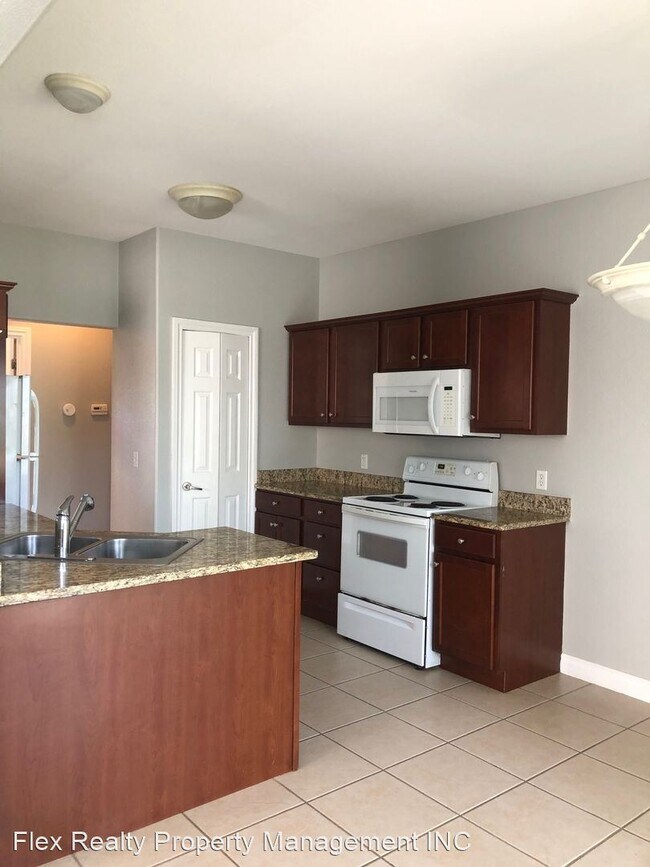 Building Photo - 2 br, 2 bath House - 2900 FLOEX DR
