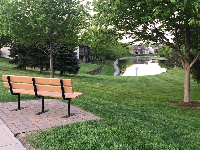 Foto del edificio - 66 Notting Hill Ln