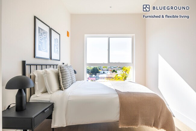 Foto del edificio - 611 N Virgil Ave