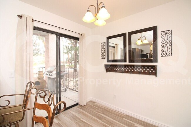Building Photo - 3210 E Calle De La Punta