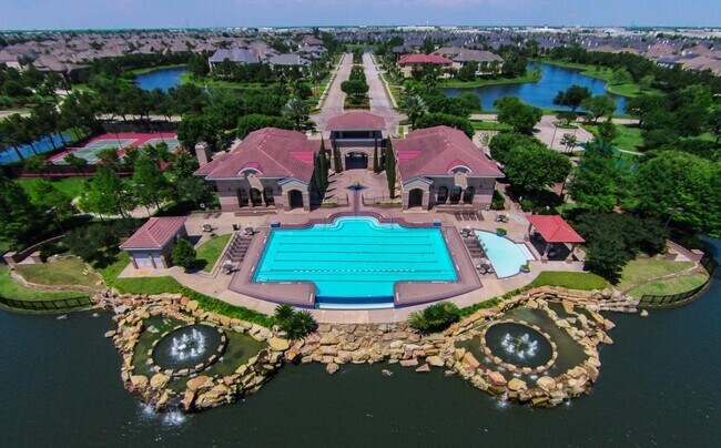 Foto del edificio - 12406 Santiago Cove Ln